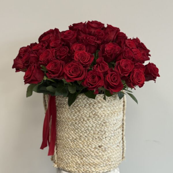 Kosz Czerwonych Róż